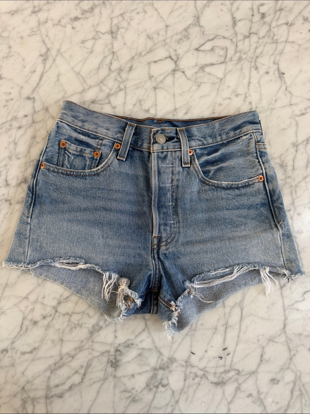 Women's Levi's 501 Cut Off Denim Shorts Size 24
